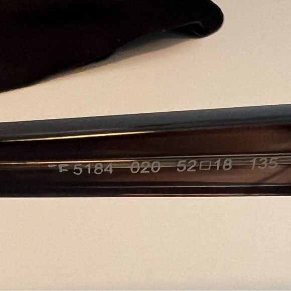 Tom Ford F5184 Frames in Brown Marble - Picture 6 of 7